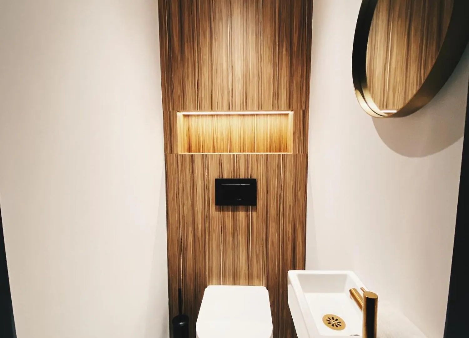 Wonderful Architect Designed Flat With Sea View Διαμέρισμα Οστένδη